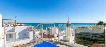 Typical Fisherman's Cottage with sea view!