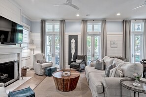 Smart TV, fireplace, DVD player, books