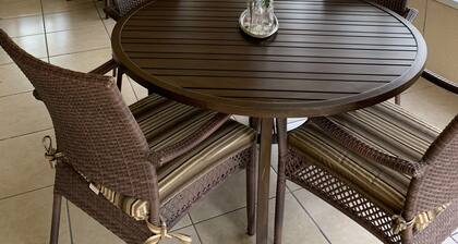 Beautiful home within Walking distance to Sumter Landing