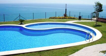 MODERN DUPLEX PENTHOUSE IN URB. LUXURY - SEA AND PINE FOREST VIEWS - SEA & PINES