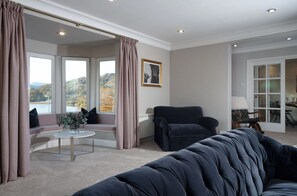 TV - Superb Apartment - Spacious - Lake Views (Ambleside)