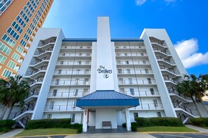 Exterior - The best location in Orange Beach - Ground floor condo - NEW to rental market (Orange Beach)