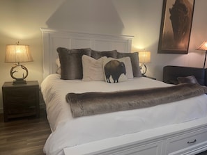 1 bedroom, iron/ironing board, free WiFi, bed sheets