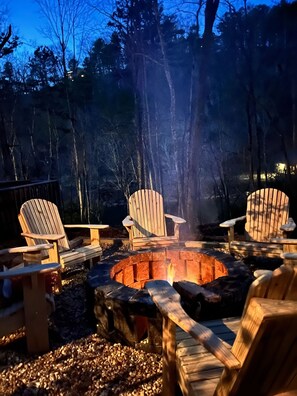 Property grounds - Riverfront • Pets • Fire Pit • Free Night (Ellijay)