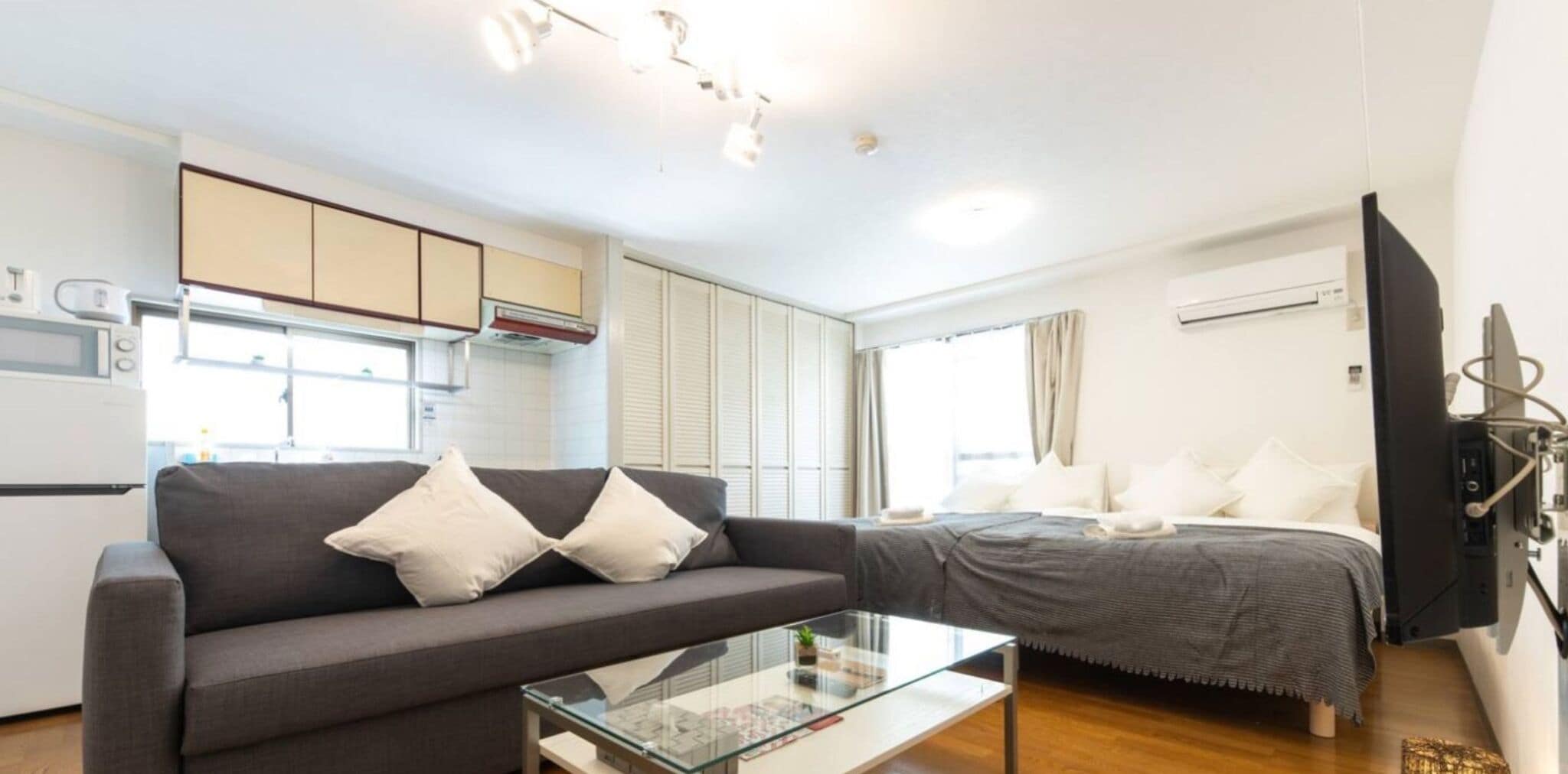 1 sovrum, skrivbord, strykjärn/strykbräda och gratis wi-fi