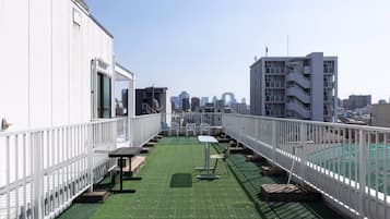 屋外ダイニングエリア