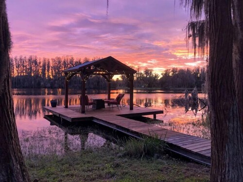 Disney,Busch Gardens,Beautiful Beaches 1-bedroom studio, 15 minutes from Tampa.