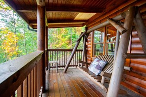 Property grounds - Stairway to Heaven - Hot Tub, Pool, Prime Location! (Pigeon Forge)