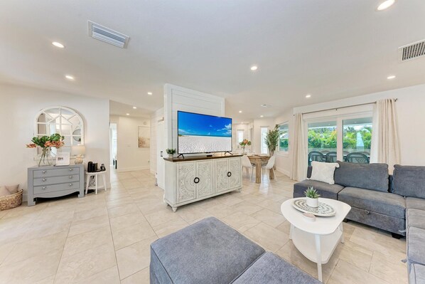 Televisión y reproductor de DVD 