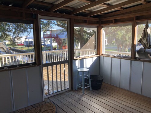 Beautiful Canal Front, Nautical Theme Home with downstairs outdoor TIki Bar 