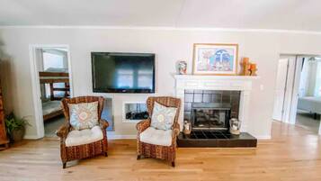 TV connectée, cheminée