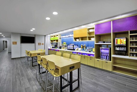 Home2 Suites By Hilton Whitestown Indianapolis NW - Image 25