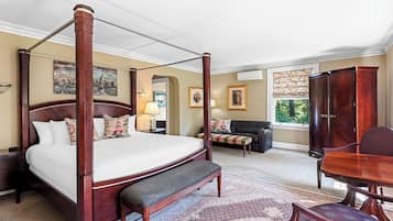 Dutchman Suite | Premium bedding, individually decorated, individually furnished