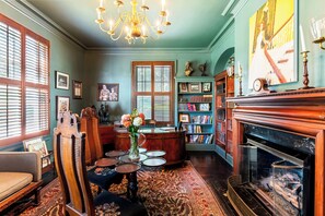 32-inch Smart TV with digital channels, TV, streaming services