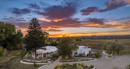 Gem Hacienda-Taos-Luxe Home-9 bedrooms-Sleeps 30-Book Now!