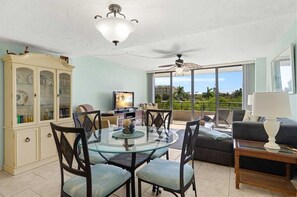 Imagen sin descripción, 4 de 32, botón