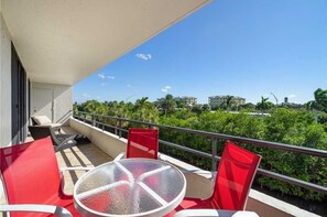 Immagine non classificata, 3 di 32, pulsante