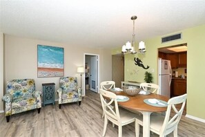 Nicht klassifiziertes Bild, 2 von 41, Schaltfläche