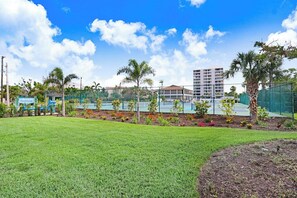 Luokittelematon kuva, 4 kautta 39, painike