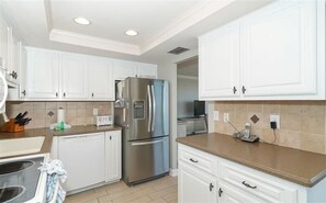 Luokittelematon kuva, 3 kautta 39, painike