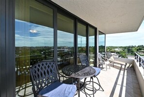 Nicht klassifiziertes Bild, 3 von 41, Schaltfläche