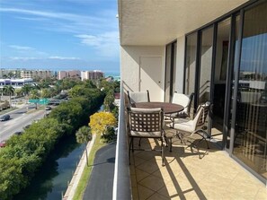 Immagine non classificata, 5 di 30, pulsante