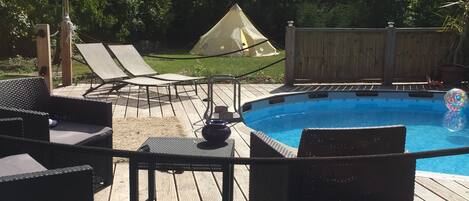 Outdoor pool, a heated pool