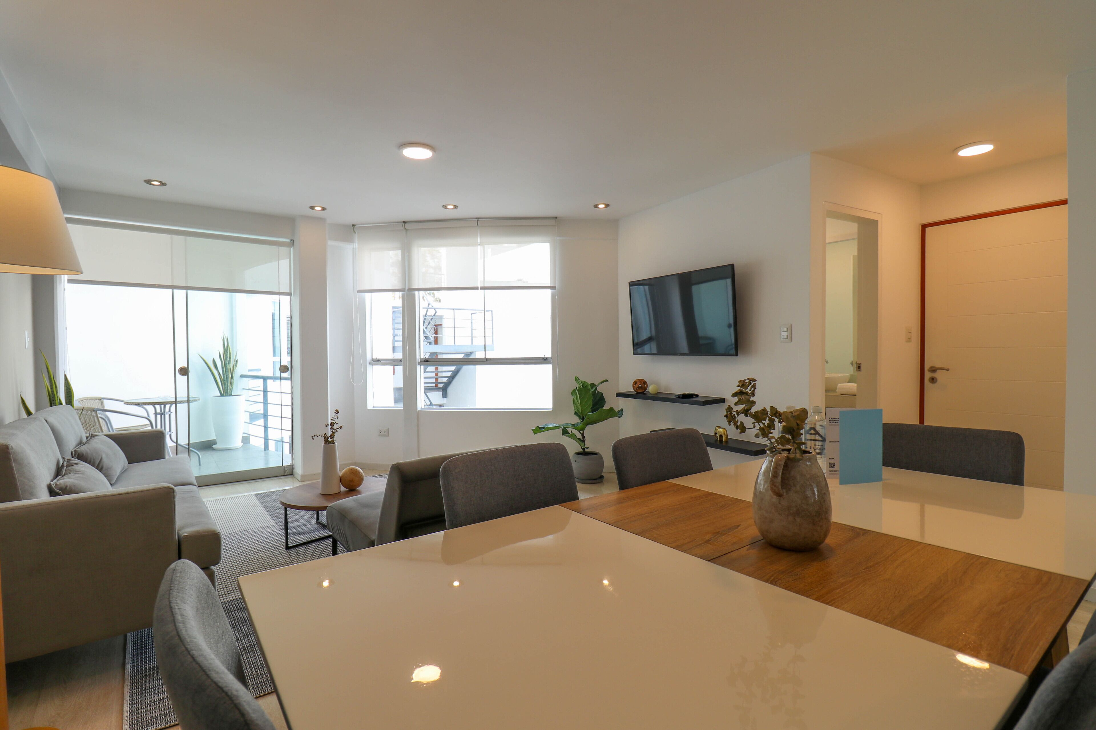 Apartment, 3 Bedrooms (302) | Living area