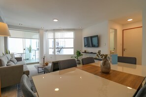 Appartement, 3 chambres (302) | Aire de séjour