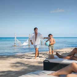 Private beach, white sand, snorkeling, 2 beach bars