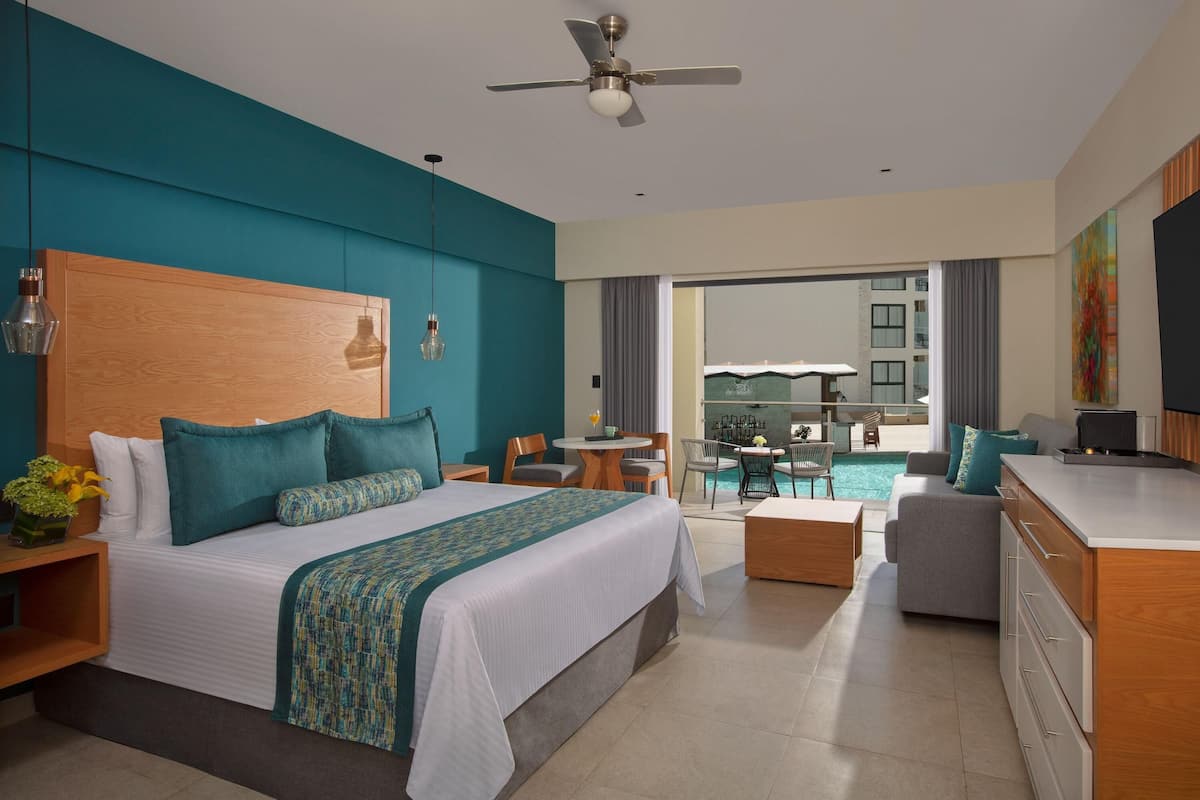 1 bedroom, minibar, in-room safe, individually decorated
