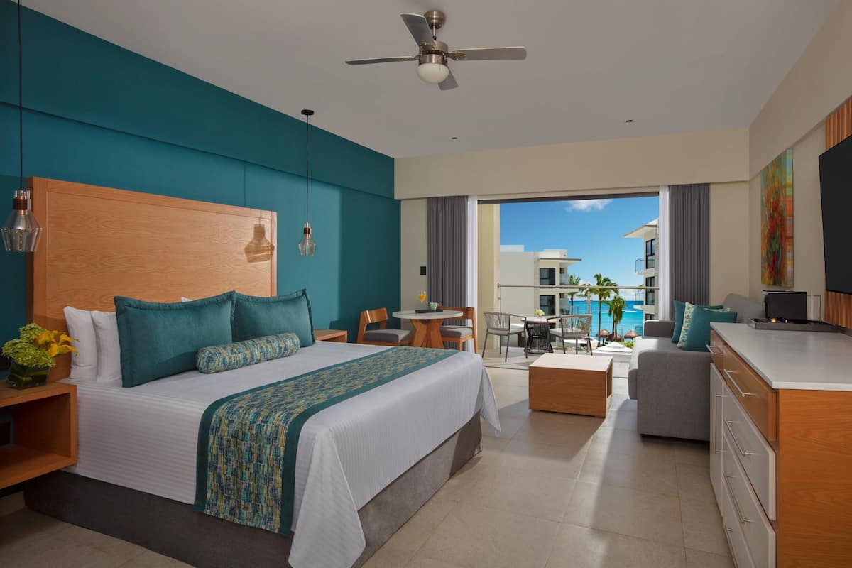 1 bedroom, minibar, in-room safe, individually decorated