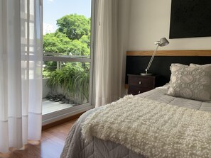 1 habitación y caja de seguridad en la habitación 