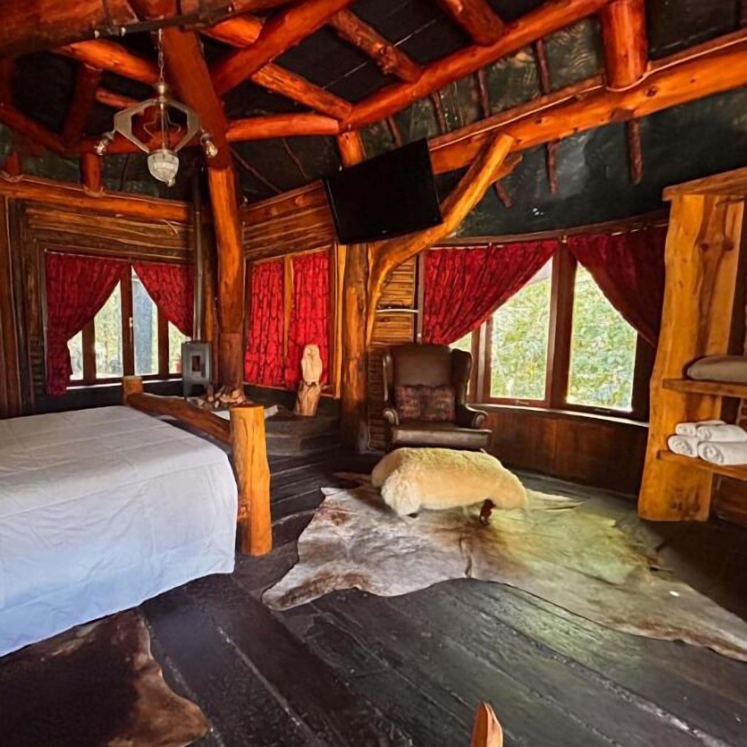 Stuga Deluxe | Allergitestade sängkläder, individuell inredning och unika möbler