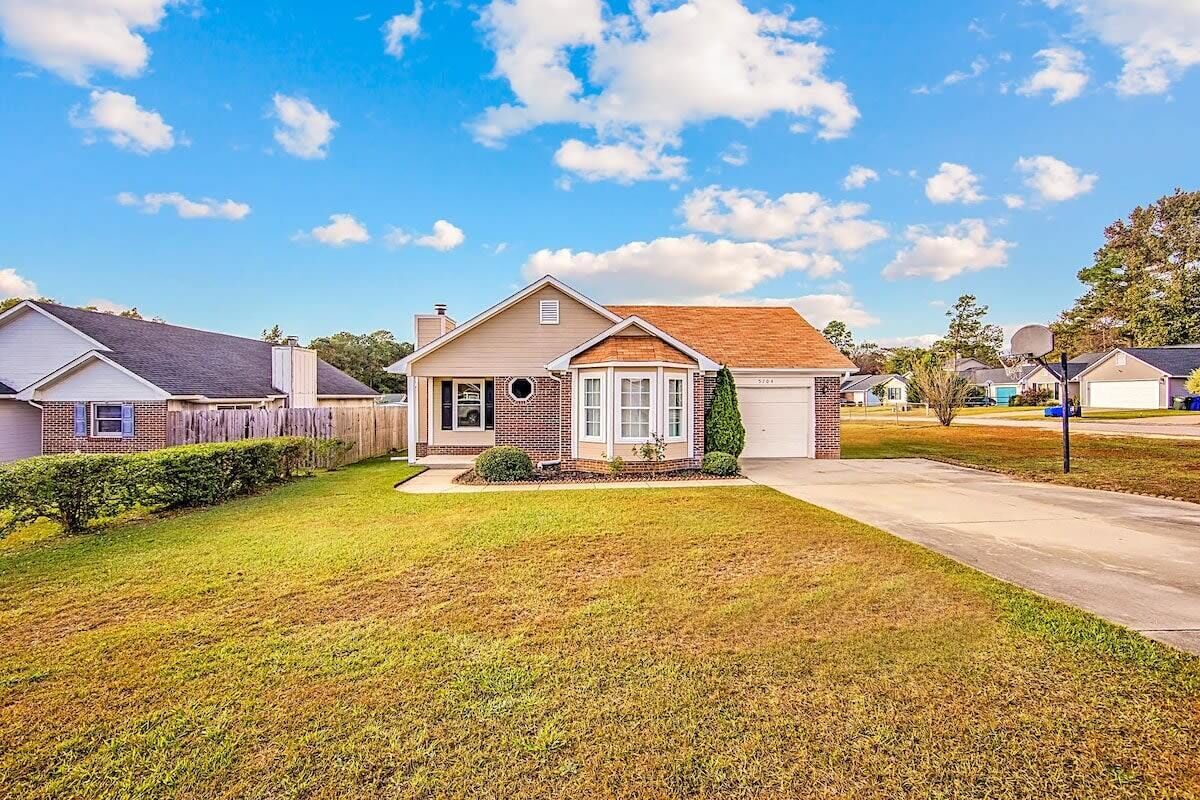 Charbonneau Cottage S