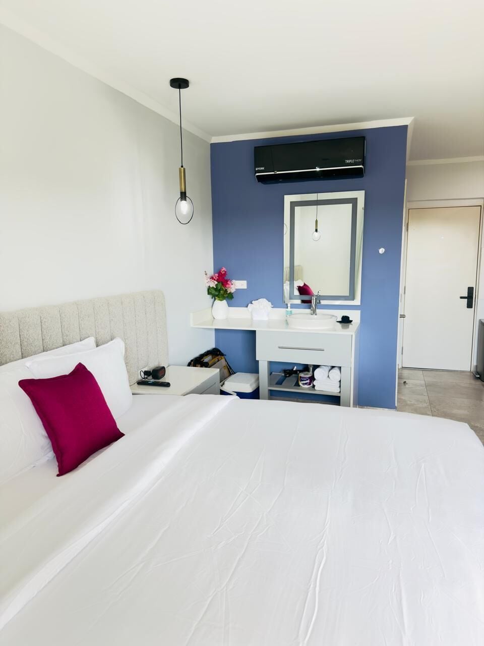 1 habitación y caja de seguridad en la habitación 