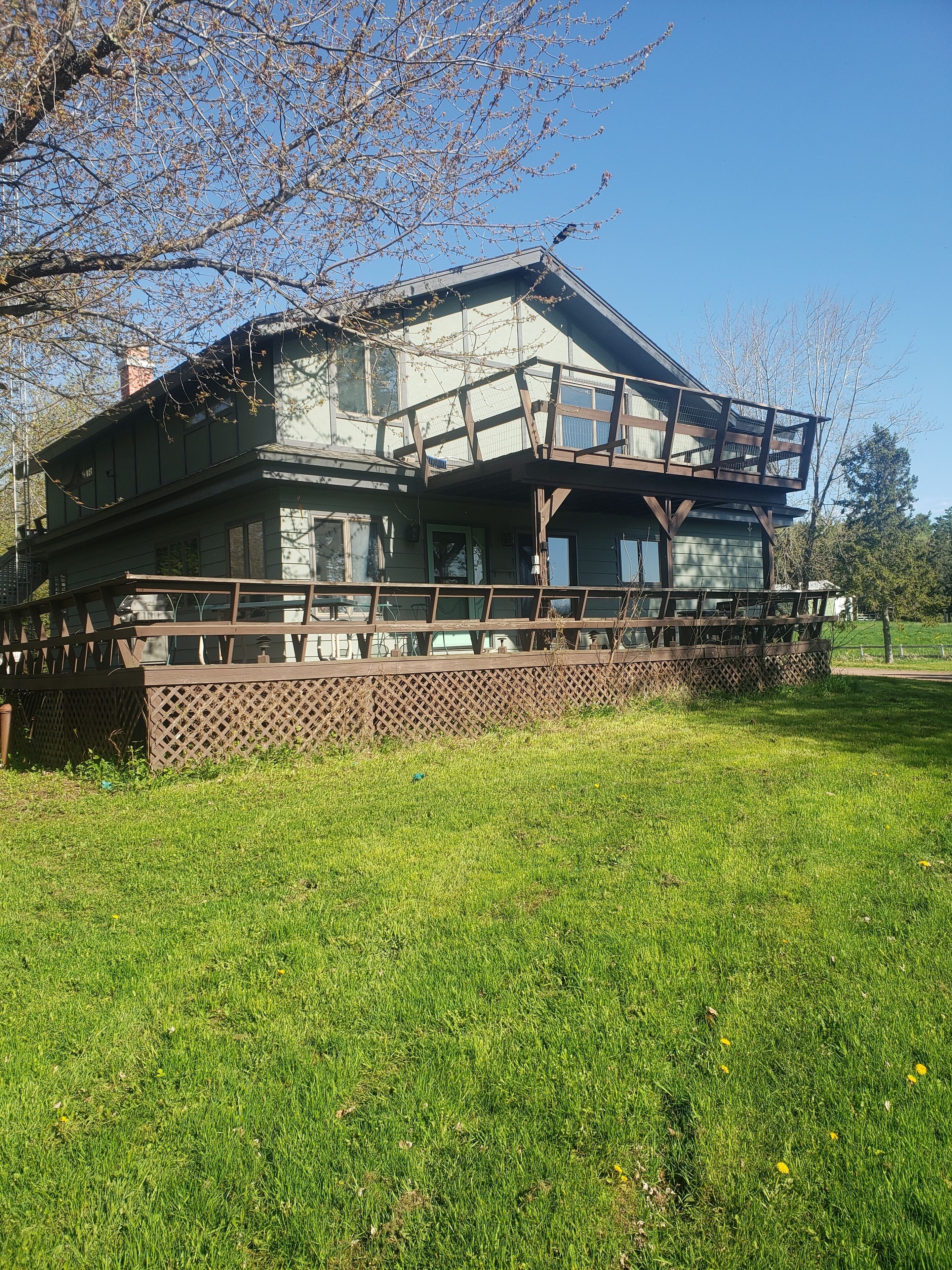 Bayfield Farmhouse Sleeps 16 - 4 bdrm/2 baths king