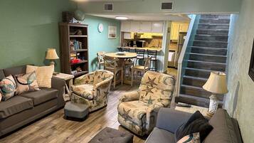 Smart TV, DVD player, table tennis, books