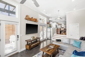 TV connectée, espaces bureaux