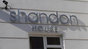 A building with a sign that reads "shandon house." - Shandon House (Richmond)