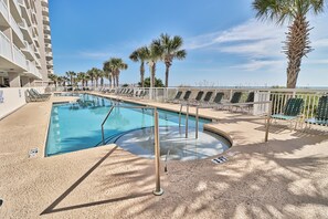 Piscine intérieure, piscine chauffée