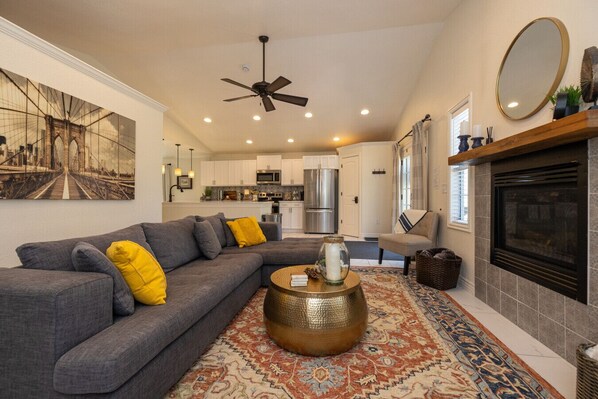 Téléviseur connecté, foyer