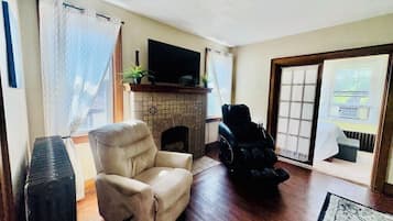 2 habitaciones, escritorio, wifi y ropa de cama