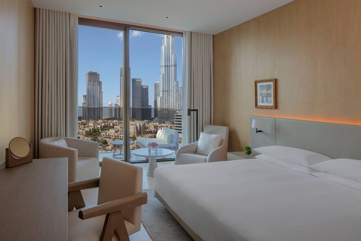 豪華客房, 1 張特大雙人床, 陽台 (View) | 埃及棉床單、高級寢具、羽絨被、記憶床墊