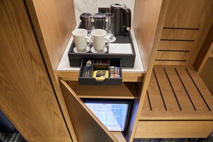 In-room safe, desk, laptop workspace, blackout curtains