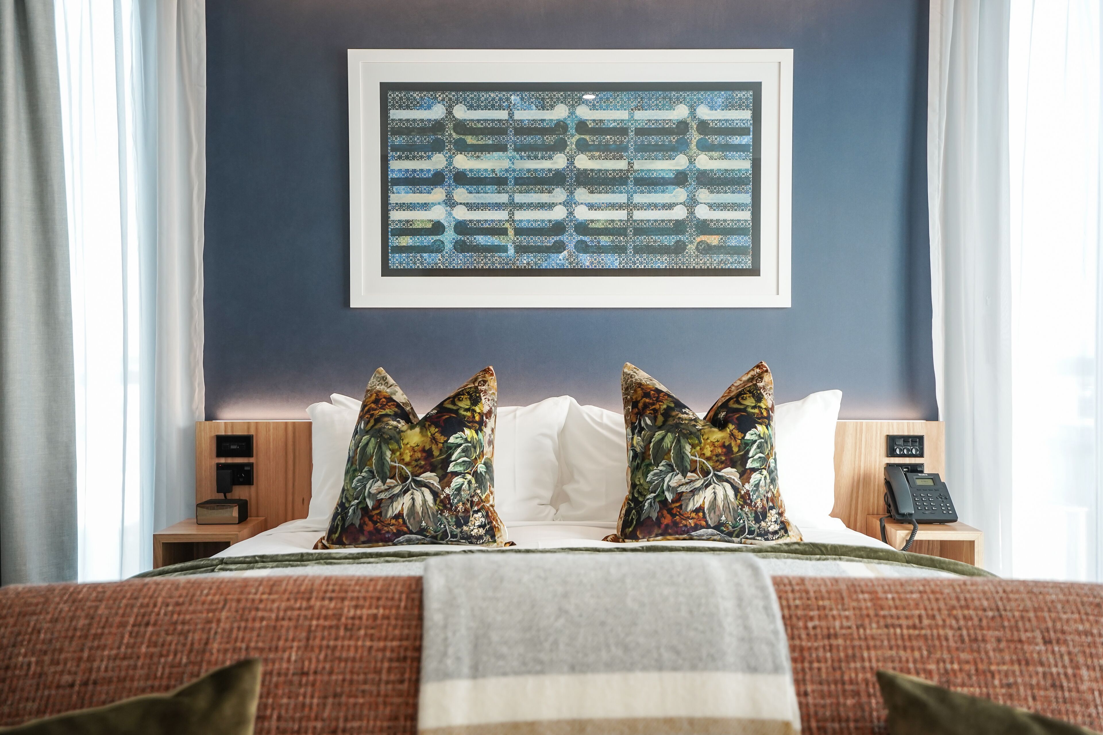 In-room safe, desk, laptop workspace, soundproofing