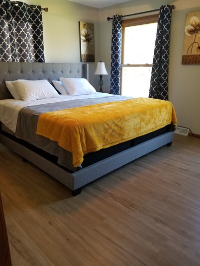 Entire house. Bonus Game Rm. Lg yard w/firepit/driveway/garage.