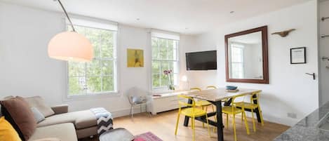 Flat-screen TV, offices