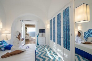 3 Schlafzimmer, Schreibtisch, Bügeleisen/Bügelbrett, Reisekinderbett