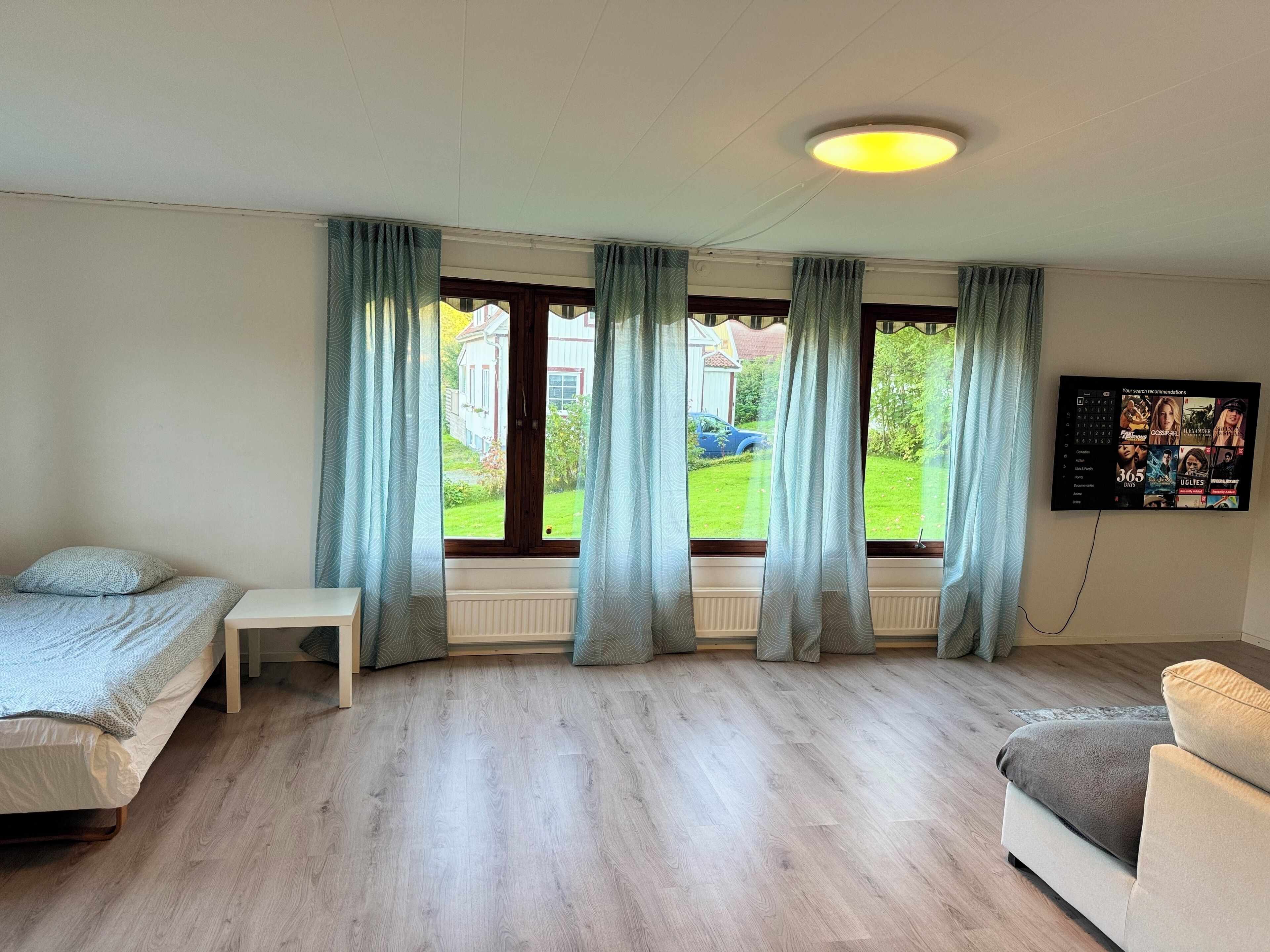 5 多间卧室、免费 WiFi、床单